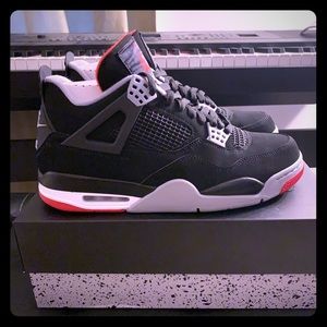 Air Jordan 4 Retro BRED